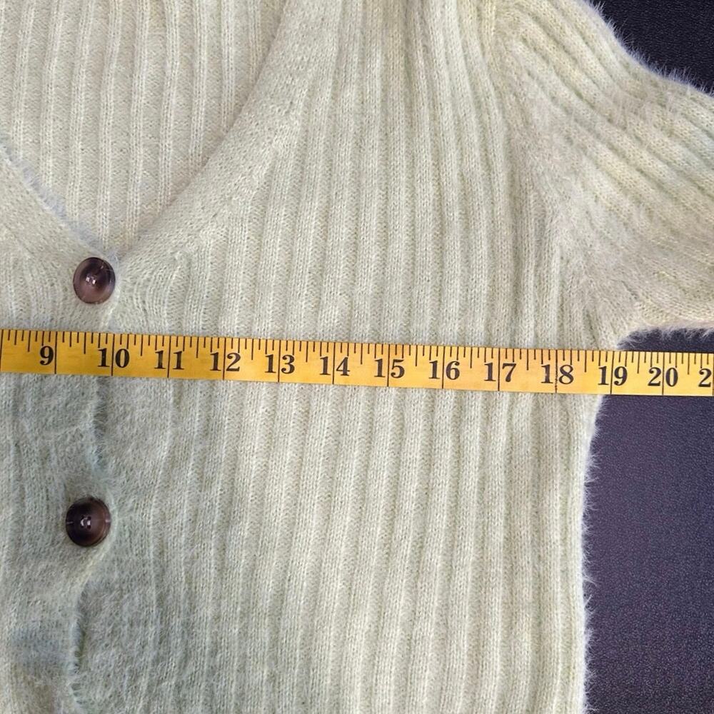 Nasty Gal Fuzzy Knit Cropped Cardigan Lime Green Ribbed Button Front Sweater M - Picture 6 of 7